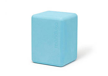 Блок для йоги Manduka Recycled Foam Yoga Mini Block