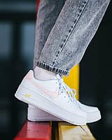 Женские кроссовки Nike Air Force 1 White Pink Reflective