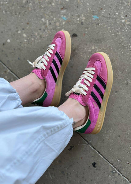 Adidas gazelle shock pink online