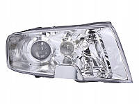 Правая фара Skoda Superb 2001-2008 3U1941018F 1EL246042-44 Ксенон