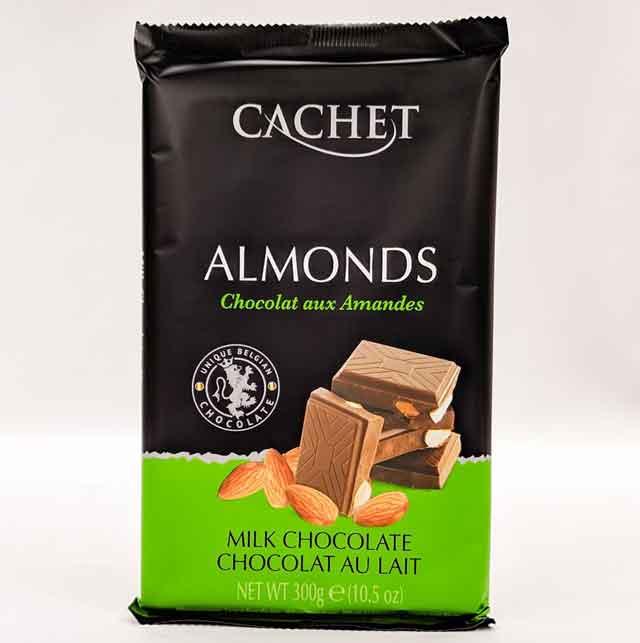 Cachet milk chocolate Almonds молочный шоколад с целым миндалем 300 г Бельгия - фото 1 - id-p1229233791