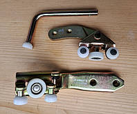 Комплект роликов правой сдвижной двери Фольксваген с коротким кронштейном нижней роликовой опоры Т4 AT001KIT-K