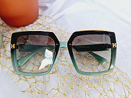 Стильні сонцезахисні окуляри жіночі 2023 в квадратній салатовій оправі, Чорні з градієнтом