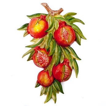 Об'ємний настінний декор зелено-червоного кольору "Гранати"