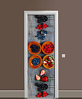Наклейка на двери Лесные ягоды виниловая пленка ламинированная ПВХ натюрморт клубника черника Серый 600*1800мм