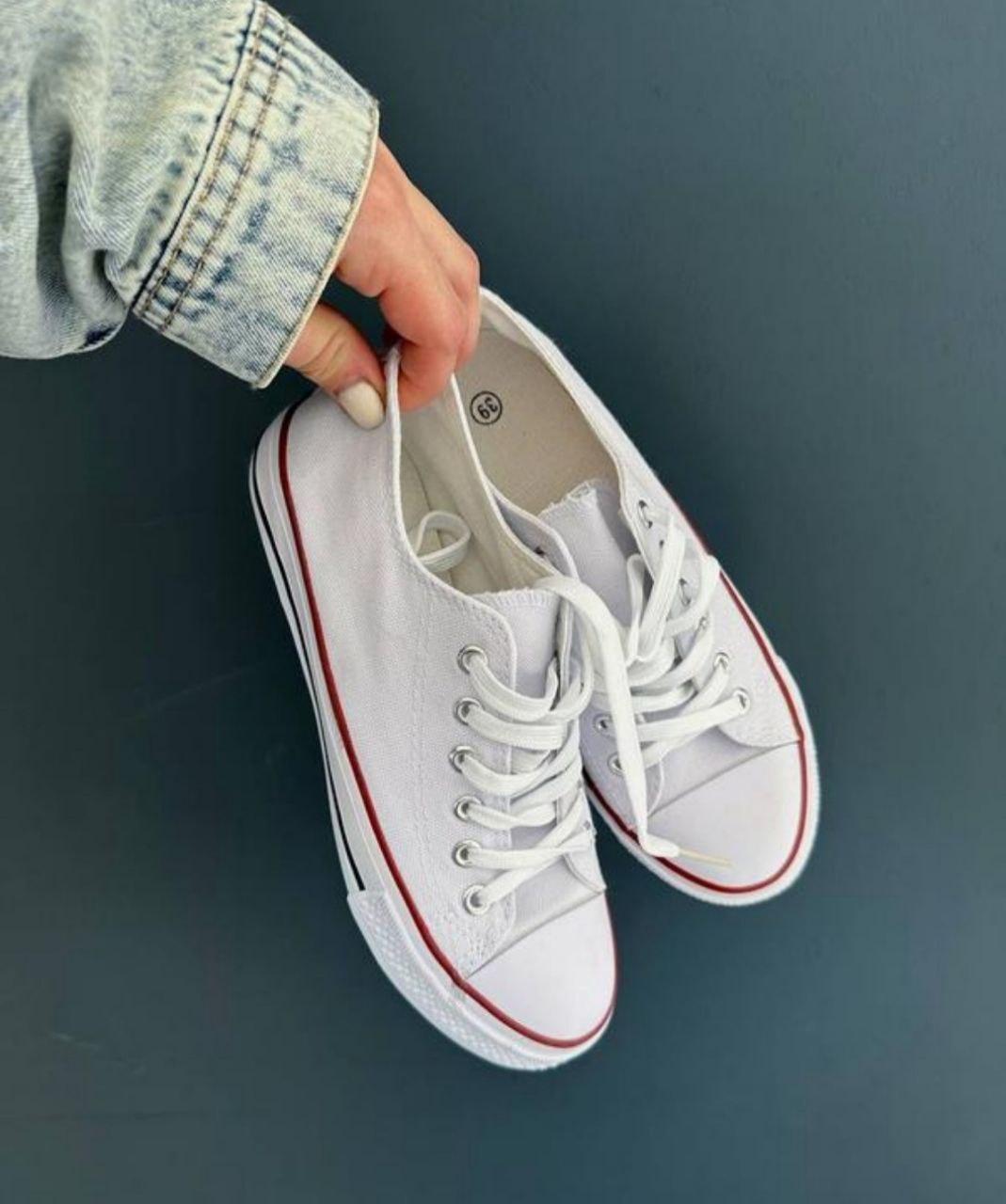 White short top converse shoes