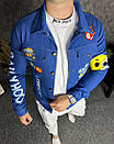 Синя чоловіча джинсова куртка з принтом, фото 2