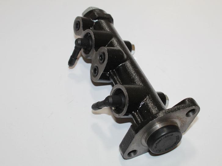 Циліндр гальмівний головний ВАЗ 2121 Нива AT 5008-021H-C