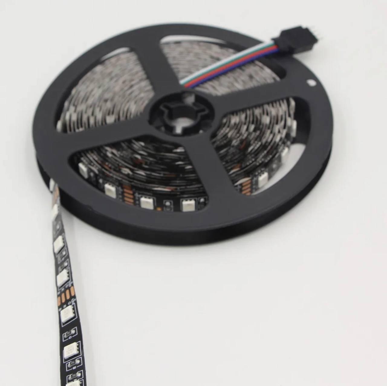 Світлодіодна LED стрічка 5m, на діодах 5050 SMD RGB 60led/m, 12V IP20, на чорній підкладці
