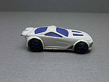 Іграшкова машинка техніка Б/У Hot Wheels White Car Made for McDonald's 2012