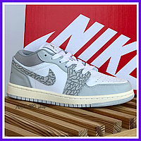 Кроссовки женские Nike Jordan Retro 1 Low Grey / Найк Джордан ретро 1 низкие серые белые