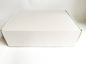 Самозбірна коробка  з крафт-картону 340*240*100мм біла