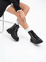 Черные утепленные байкой ботинки