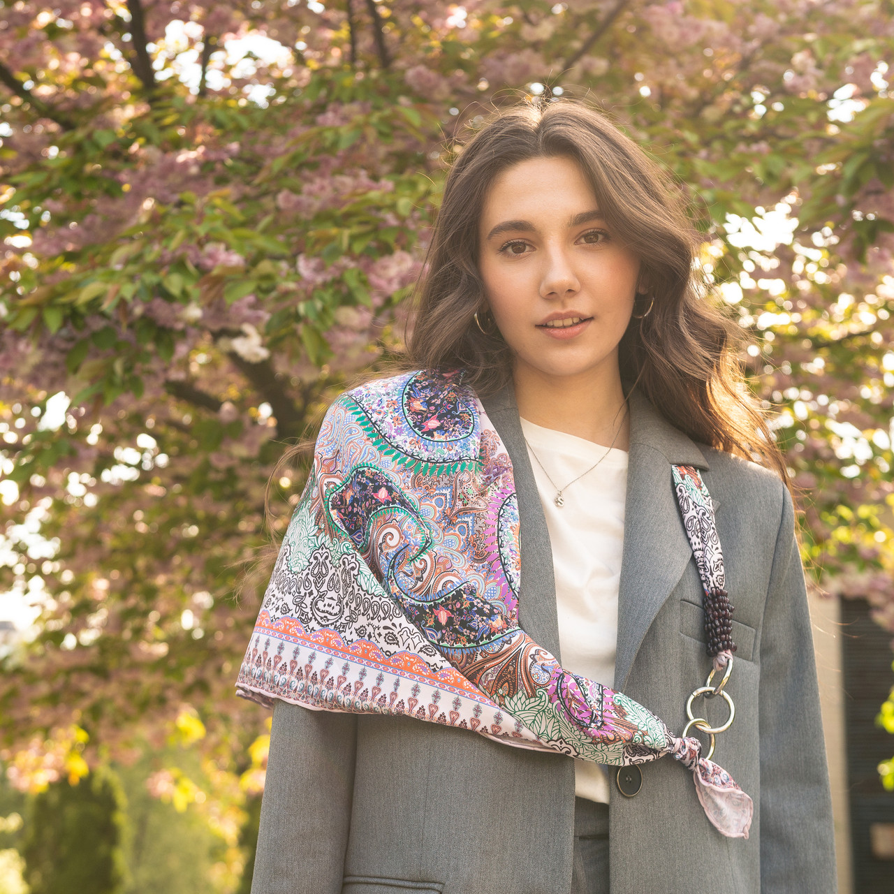 Дизайнерська хустка "Рожева Сакура" від бренда My Scarf, подарунок жінці
