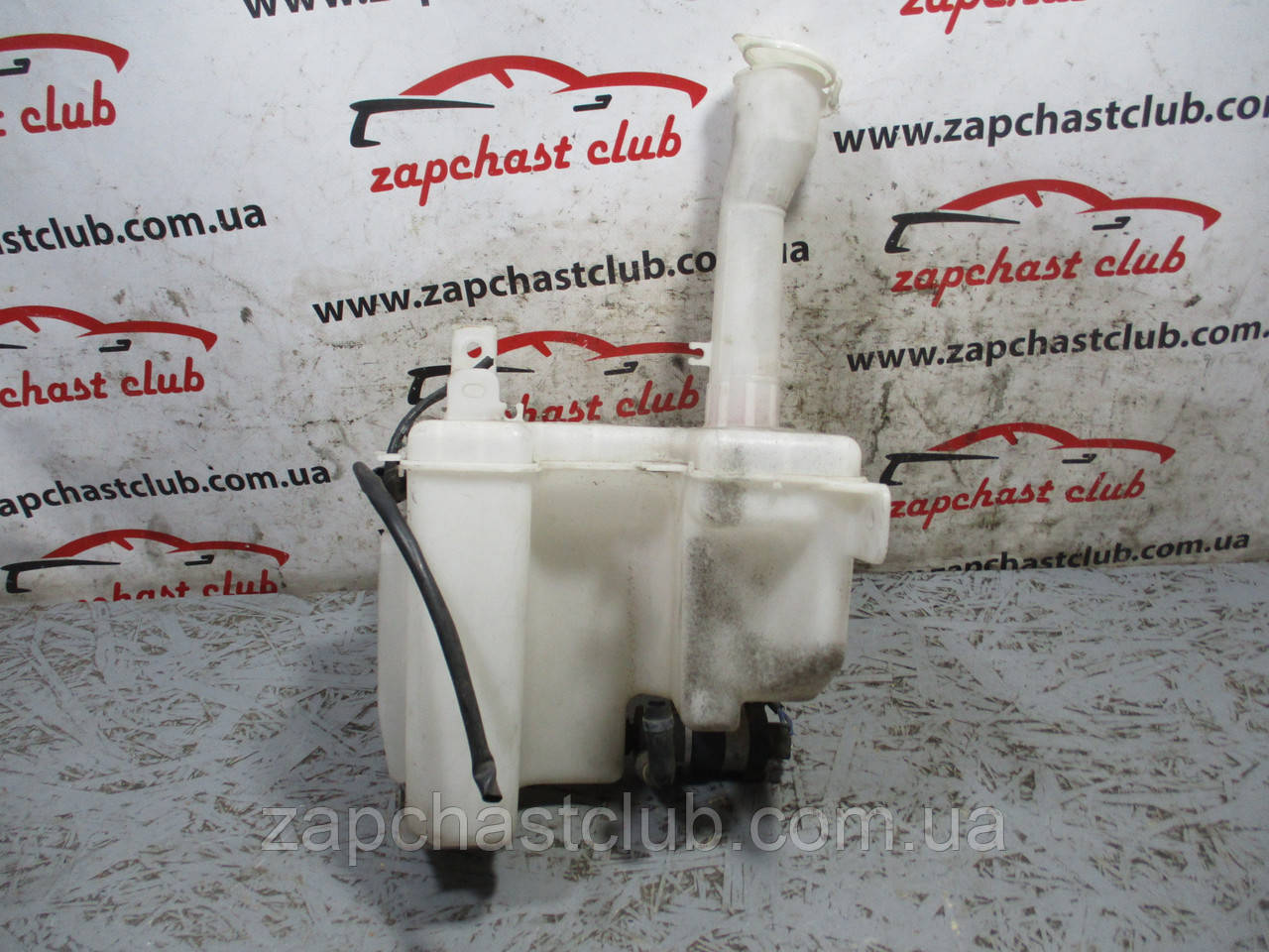 Бачок омивача скла під 3 моторчики MR570437, 8260A010, 060851032 995334 Lancer 9 Mitsubishi, фото 1