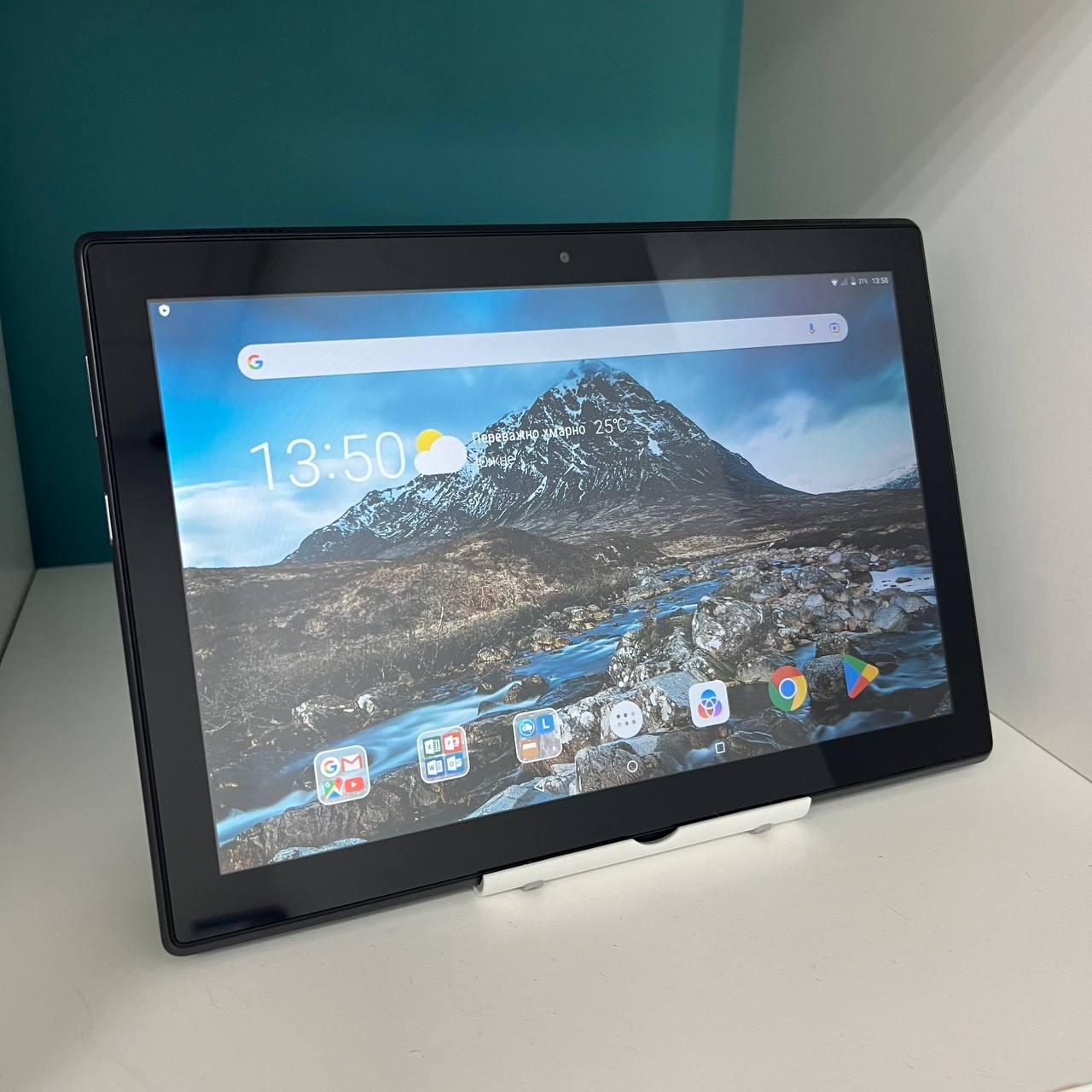 Планшет БУ Lenovo TB-X304L LTE 2/16GB чорний - купити в ломбард Комод