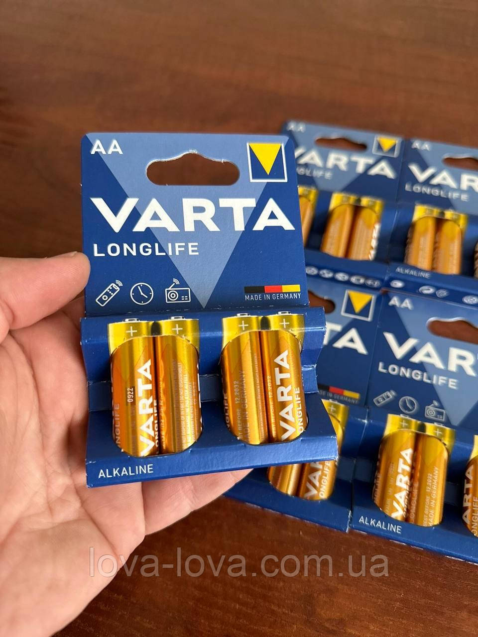 Батарейки пальчикові типу АА VARTA Alkaline longlife made in Germany (4 штуки)