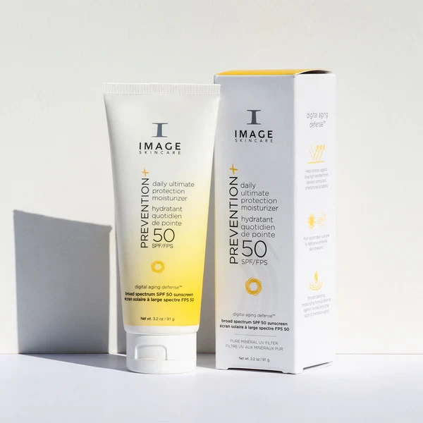 Омолоджуючий денний крем - Image Skincare Daily Ultimate Protection Moisturizer SPF 50