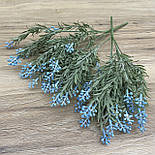 Букет розмарин із ягодою 35 см блакитний, фото 2