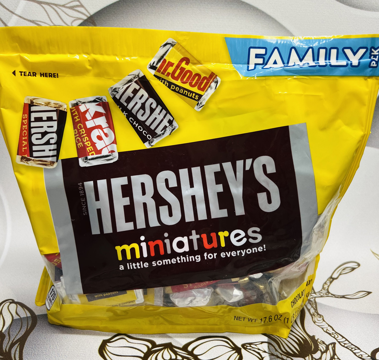 Мікс цукерок молочний шоколад Hershey's Miniatures мікс смаків