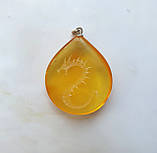 Кулон 100% натуральний бурштин вага 6,1 г вирізаний дракон підвіс срібло 925, фото 5