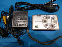 Фотоапарат Olympus VG-120 HD.