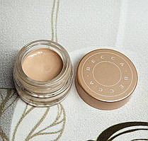 Освітлювальний коректор під очі Becca Under Eye Brightening Corrector