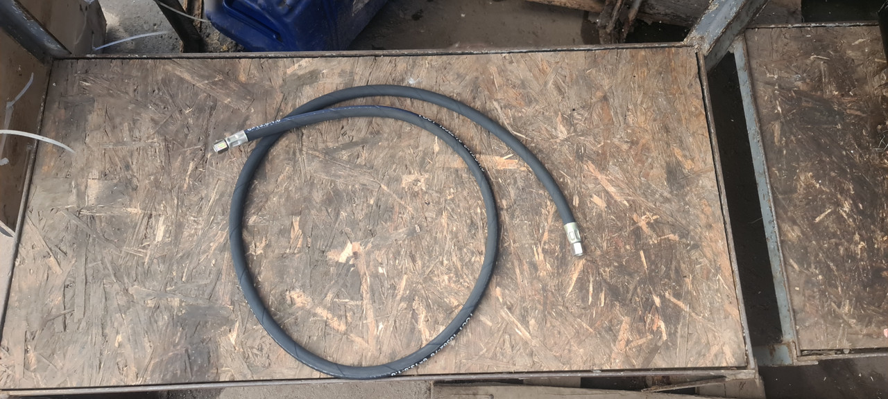 Шланг покажчика тиску оливи МТЗ 1,5 м, фото 1