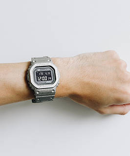 Мужские часы Casio G-Shock GMW-B5000PS-1JR (GMW-B5000PS-1ER