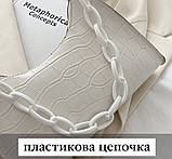 Жіноча маленька сумка через плече багет рептилія крокодиляча шкіра біла, фото 3