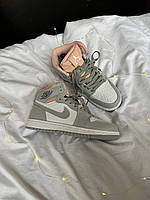 Женские кроссовки Nike Air Jordan 1 High Grey Peach Fur
