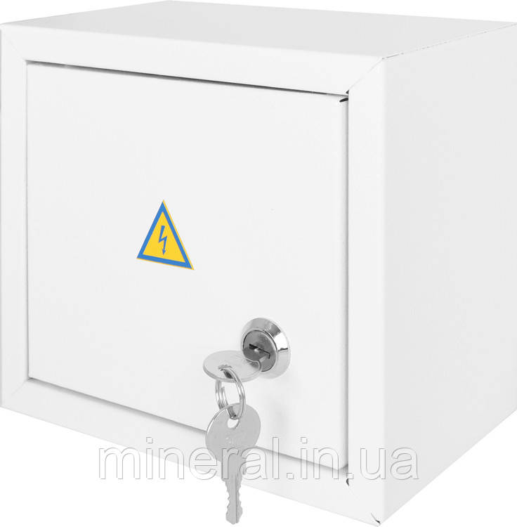 Шафа e.mbox.stand.n.06.z металева, під 6 мод., навісна, з замком