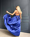 Вечірня шовкова синя сукня довга з розрізом і відкритою спиною, фото 2