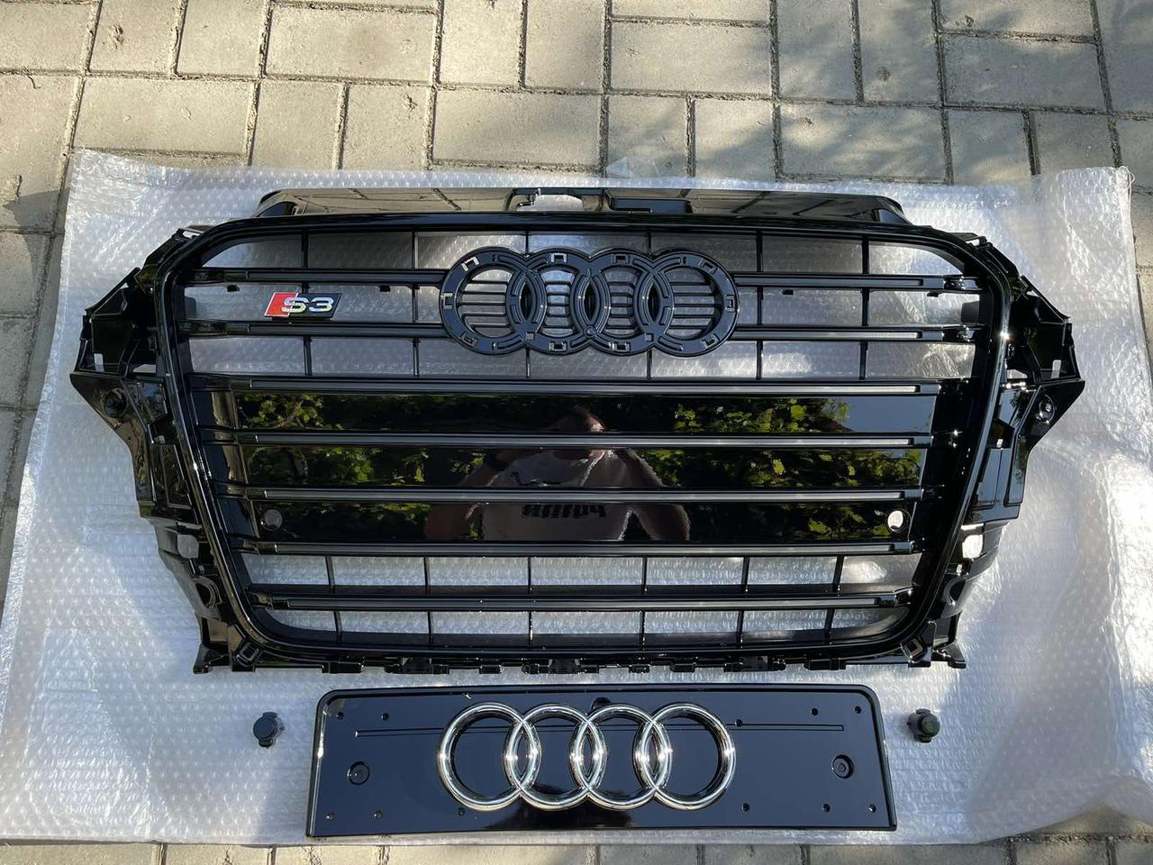 Решітка радіатора Audi A3 8V (12-16) у стилі S3 black optics