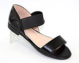 Жіночі босоніжки чорні стійкий каблук закрита п'ята розмір 36, фото 3