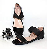 Жіночі босоніжки чорного кольору низький каблук закрита п'ята розмір 36 38 39, фото 10