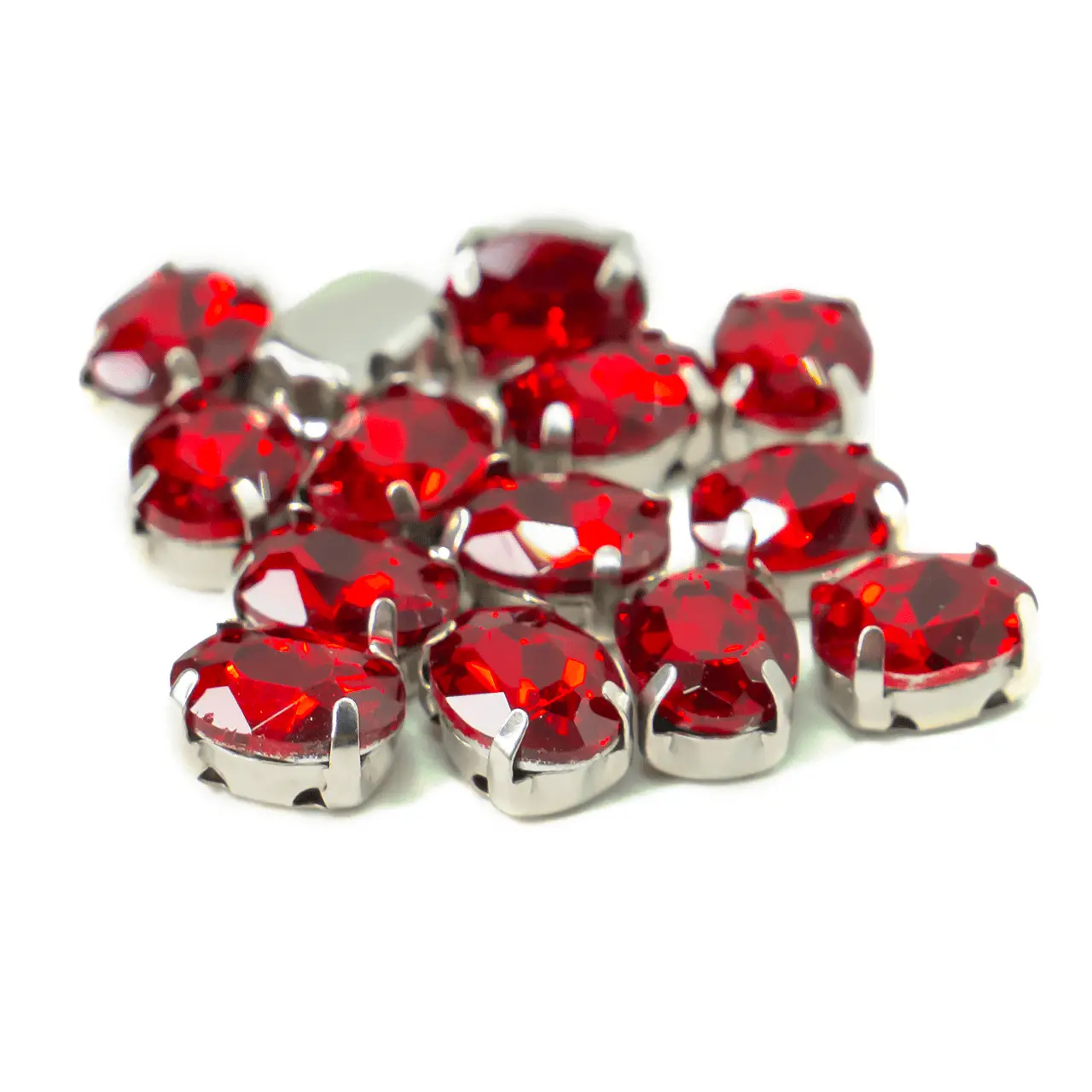 Стрази овальні гроні блискучі в ланцюгах червоні 6х8 мм (за 1 шт.), фото 1