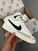 Женские кроссовки Nike Blazer Low White/Black 36