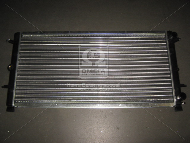 Радіатор охолодження двигуна TRANSPORTER/SYNCRO 90- (Van Wezel) 58002114 UA51