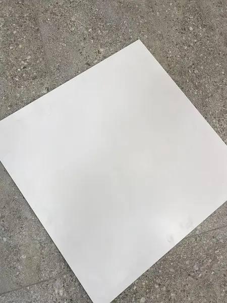 Brilliant White F P 600x600x8 R Satin 2