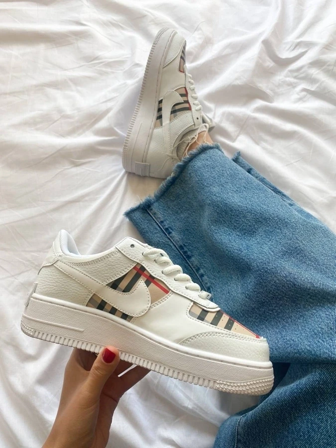 Nike air force cheap one burberry