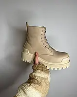Ботинки женские Balenciaga Strike Cream Boots