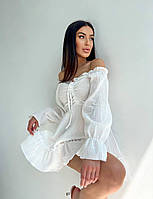 Летнее воздушное женское платье со спущенными плечами из муслина