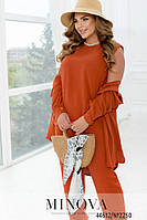 Модний яскравий брючний костюм з легкої жатки оранжевого кольору великих розмірів від 46 до 68