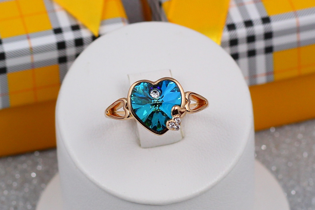 Кільце Xuping Jewelry сердечко Сваровскі блакитне в обідку р 17 золотисте