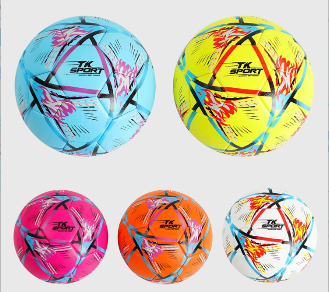 М'яч футбольний C 54965, 5 видів, вага 300-320 грамів, м'який PVC, гумовий балон, розмір No5