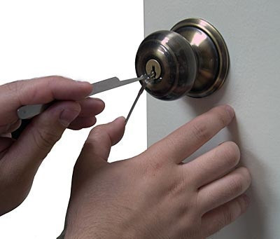 Как открыть дверь в квартиру без ключа Днепропетровск - фото 6 - id-p24037993