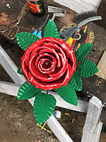 Кована троянда ручної роботи