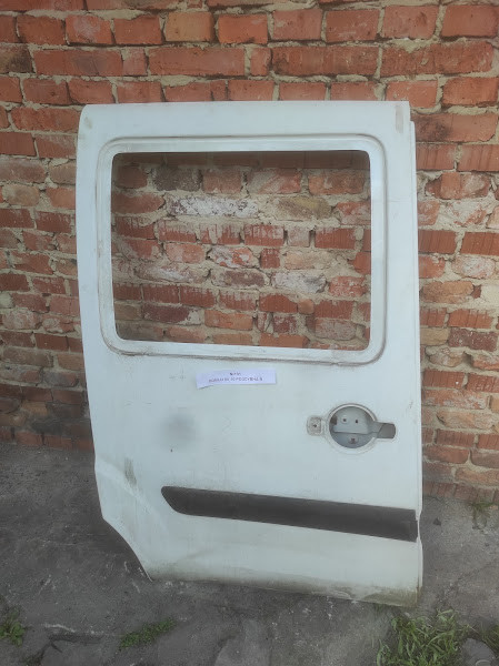 No191 Б/у Двері задні праві розсувні для Fiat Doblo 2000-2010