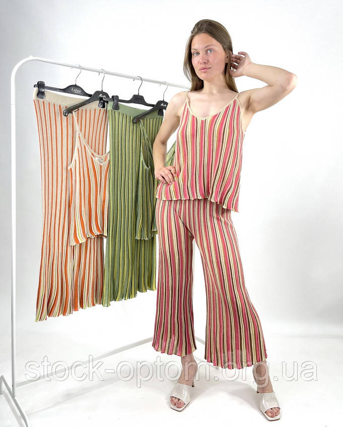 Жіночі літні легкі костюми гурт Y-Two, лот 3 шт, ціна 36 Є